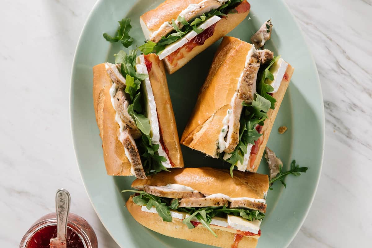 Strawberry Basil Roasted Pork Tenderloin Sandwich Recipe | Prairie Fresh®